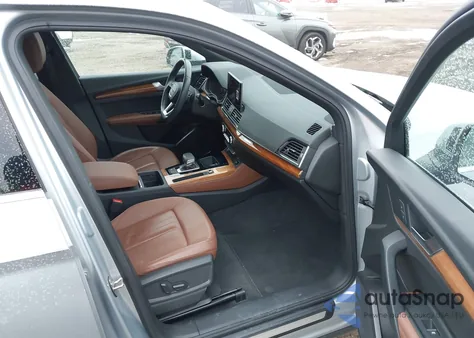 2021 Audi Q5 Premium Plus 45 Tfsi Quattro S Tronic z USA, uszkodzony, nr VIN WA1BAAFY2M2025916